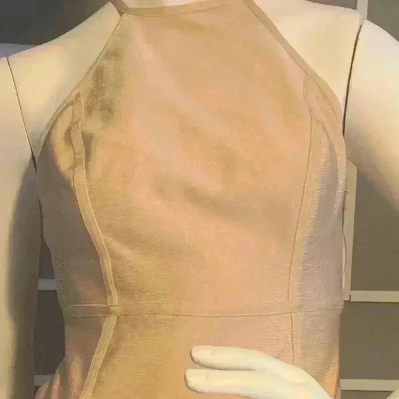 Pretty little thing - Picture 3 of 12